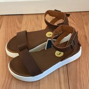 MIA platform sandals with velcro strap